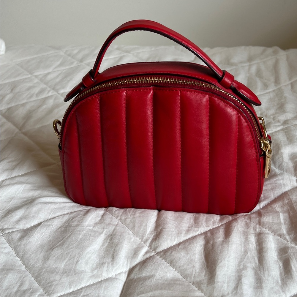 Coach

SERENA SATCHEL WITH LINEAR QUILTING - Picture 7 of 9